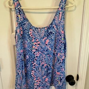 Lilly tank